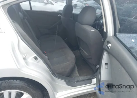 2011 Nissan Altima 2.5 S z USA, uszkodzony, nr VIN 1N4AL2APXBN433615